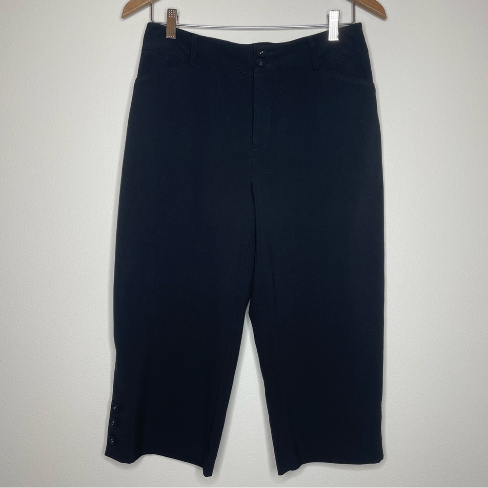 Croft & Barrow Black Stretch Natural Fit Capri Pants with Button Detail